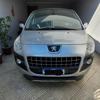 PEUGEOT 3008 1.6 GRIFFE THP 16V GASOLINA 4P AUTOMÁTICO PEUGEOT 3008 1.6 GRIFFE THP 16V GASOLINA 4P AUTOMÁTICO